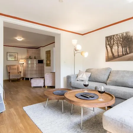 Haus Norderstrasse 77 Holiday home Westerland